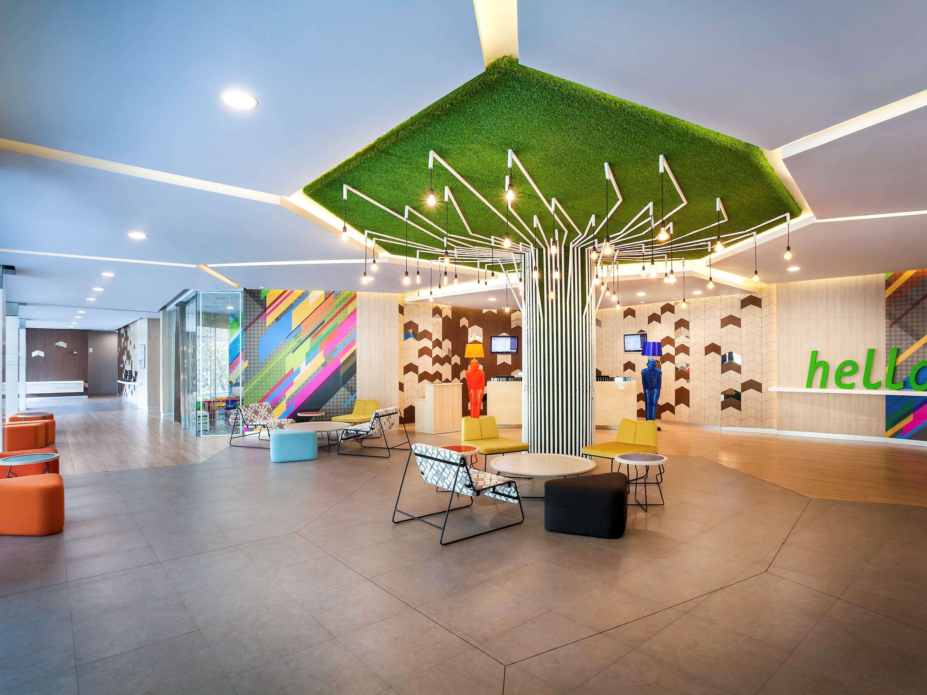 Ibis Styles Jakarta Sunter Exterior foto